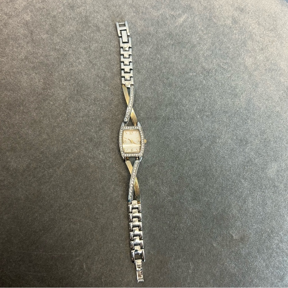Quartz gold-Silvertone twisted braided style watch